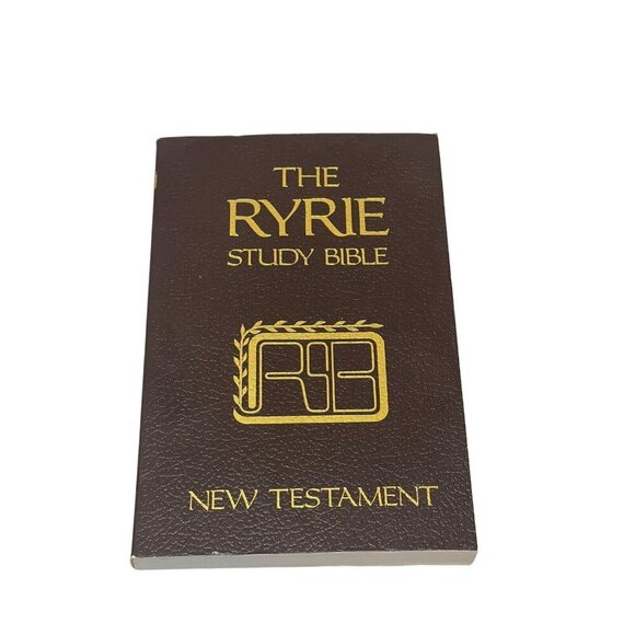 THE RYRIE STUDY BIBLE NEW TESTAMENT NEW AMERICAN STANDARD Paperback - Picture 1 of 7